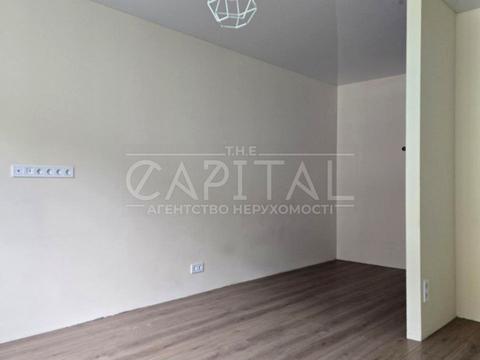 квартира за адресою Академіка Лебедєва вул., 1