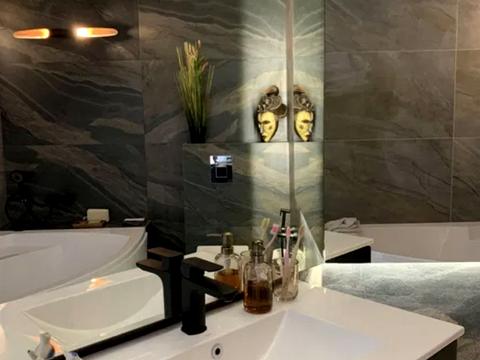 квартира по адресу Университетская ул., 1-В