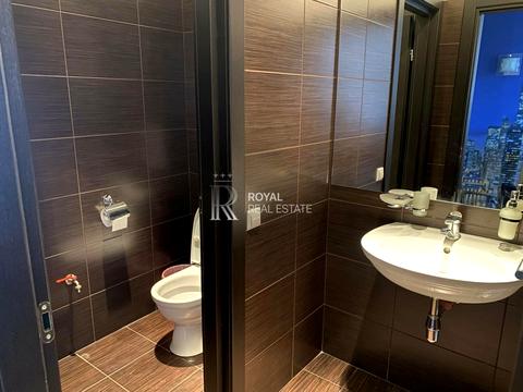 комерційна за адресою Липська вул., 19