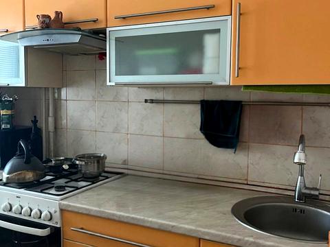 квартира за адресою Метробудівська вул., 8