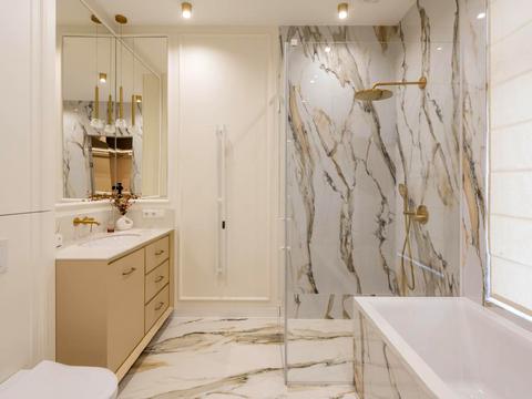 дом по адресу с. Вишенки, Садовая ул.