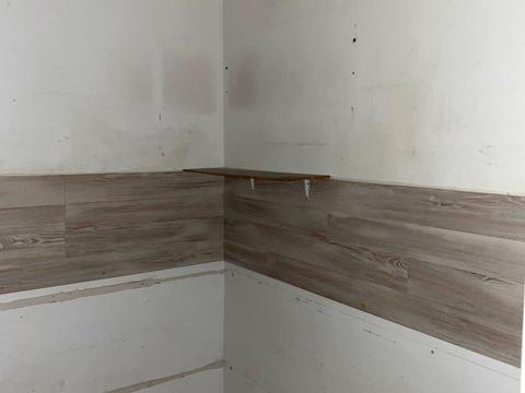 комерційна за адресою Придорожна вул., 1К2