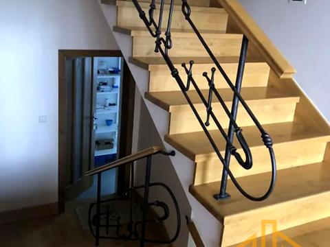 дом по адресу Конопляная ул., 2Б