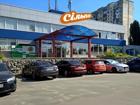 комерційна за адресою Свободи просп., 26