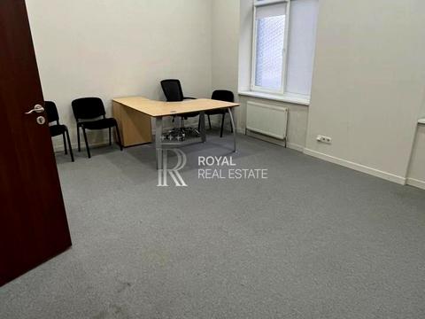 комерційна за адресою Київ, Лаврський пров., 8