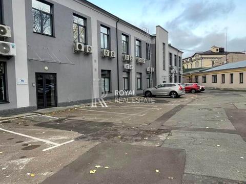 комерційна за адресою Київ, Лаврський пров., 8