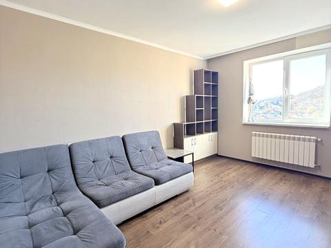 квартира за адресою Василя Сухомлинського вул., 14