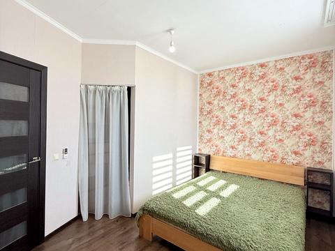 квартира за адресою Василя Сухомлинського вул., 14