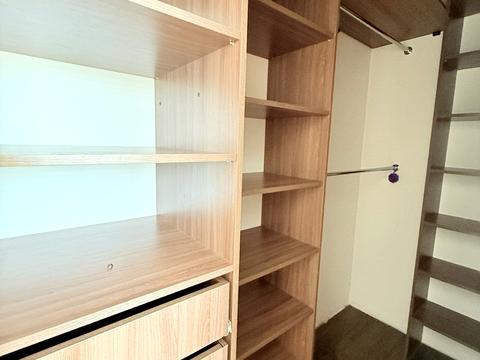 квартира за адресою Василя Сухомлинського вул., 14