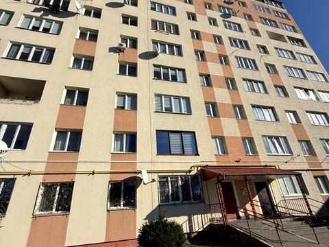 квартира за адресою Василя Сухомлинського вул., 14