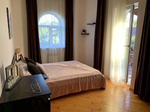 будинок за адресою Добрий Шлях вул.