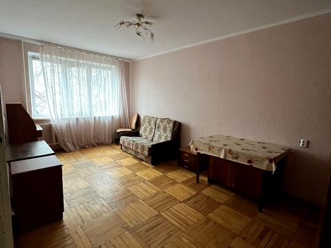 квартира за адресою Космонавтів просп., 62