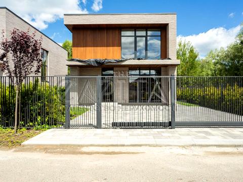 будинок за адресою Патріарха Мстислава Скрипника вул.