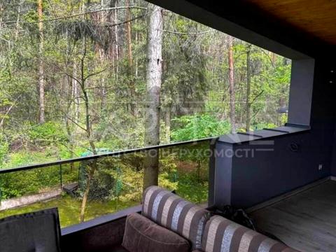 будинок за адресою Парникова вул.