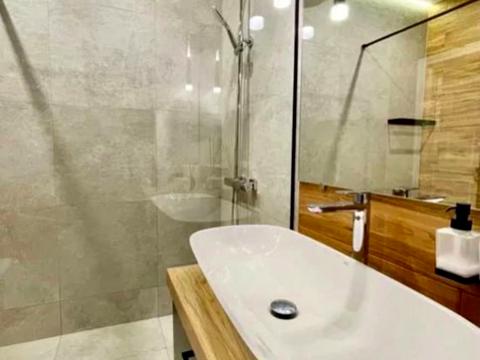 квартира за адресою Володимирська вул., 1