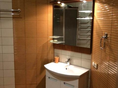 квартира за адресою Володимира Івасюка просп. (Героїв Сталінграду), 8