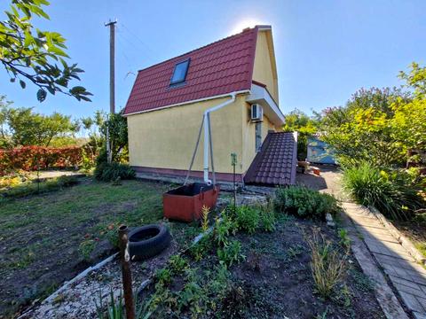 будинок за адресою Українська