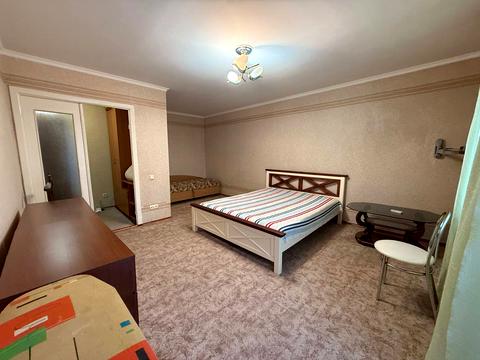 квартира за адресою Олександра Поля вул. (Жовтнева), 1