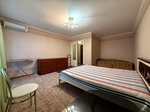 квартира за адресою Олександра Поля вул. (Жовтнева), 1