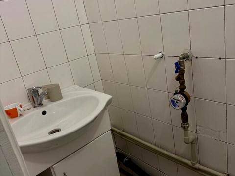 комерційна за адресою Стрийська вул., 3