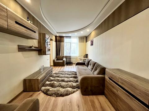 квартира за адресою Парково-Сирецька вул. (Тимофія Шамрила), 15-А