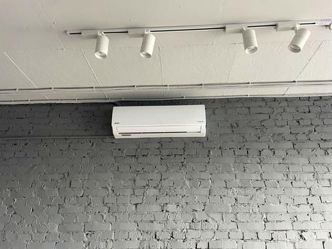 комерційна за адресою Зелена вул., 60