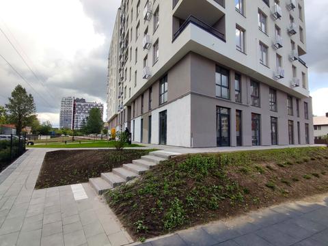 комерційна за адресою Зелена вул., 267