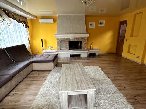 будинок за адресою Академіка Малиновського вул.