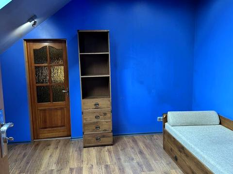 будинок за адресою Академіка Малиновського вул.