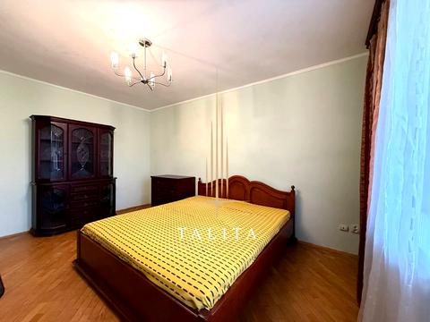 квартира за адресою Івана Кавалерідзе вул. (), 21