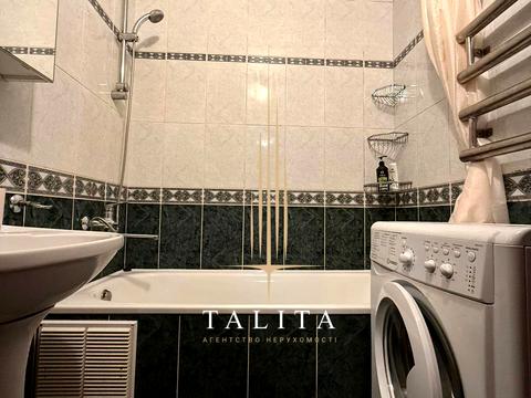 квартира за адресою Івана Кавалерідзе вул. (), 21