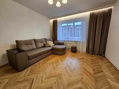 квартира за адресою Угорницька вул., 12