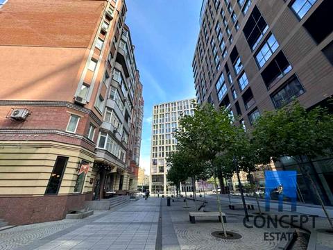 квартира по адресу Исполкомовская ул., 7