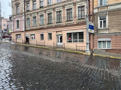 комерційна за адресою Хмельницького Богдана тупик, 1