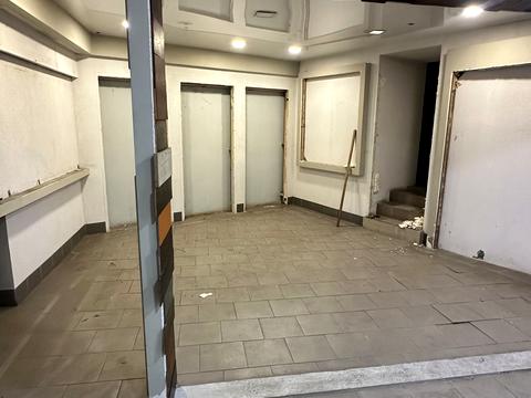 комерційна за адресою Хмельницького Богдана тупик, 1