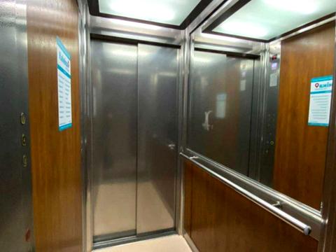 коммерческая по адресу Calle Dilova ул. (Димитрова), 5-Б