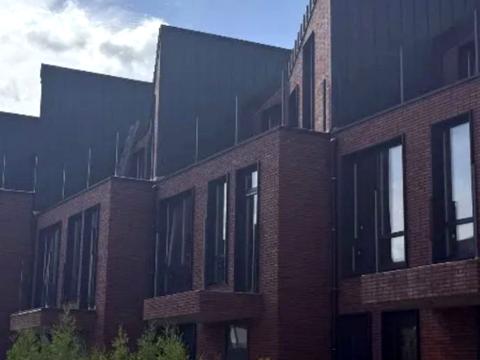 дом по адресу Охотничья ул.