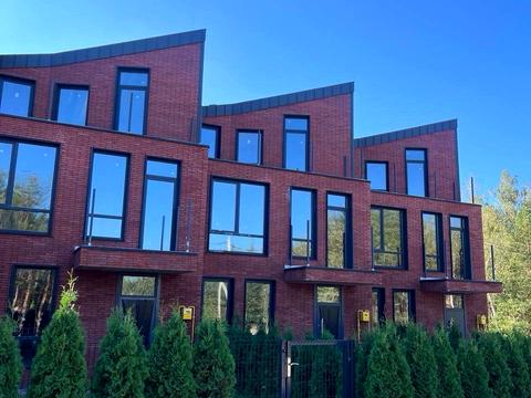 дом по адресу Охотничья ул.