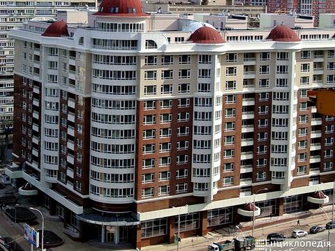 комерційна за адресою Антоновича вул. (Горького), 131