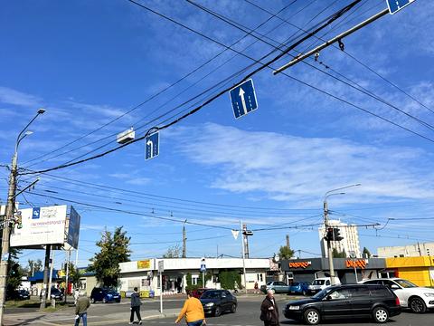 комерційна за адресою Сумгаїтська вул., 14/1