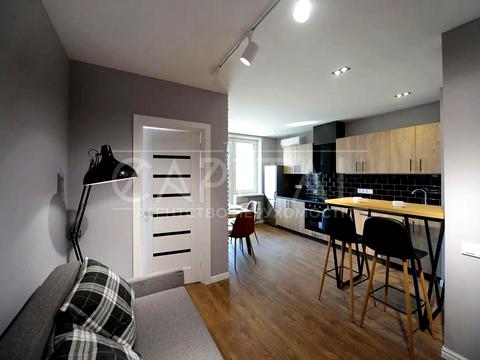 квартира за адресою Голосіївський просп. (40-річчя Жовтня), 95-А