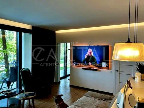 будинок за адресою Незламності вул. (Комарова)