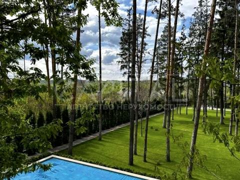 будинок за адресою Незламності вул. (Комарова)