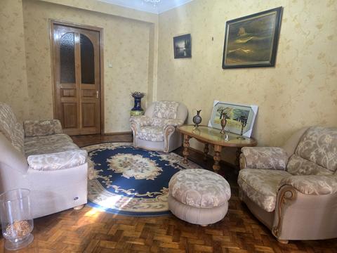 квартира за адресою Донця-Захаржевського вул., 2/4