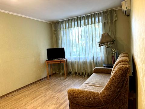 квартира за адресою Олексія Вадатурського вул. (Маршала Малиновського), 37