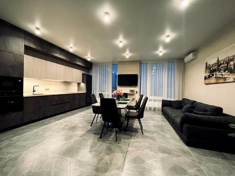 квартира за адресою Дніпровська набережна вул., 18-А