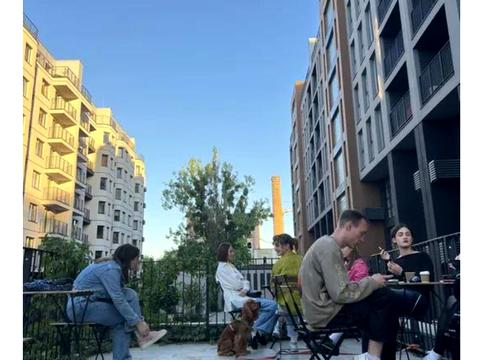 комерційна за адресою Кирилівська вул. (Фрунзе), 37-А