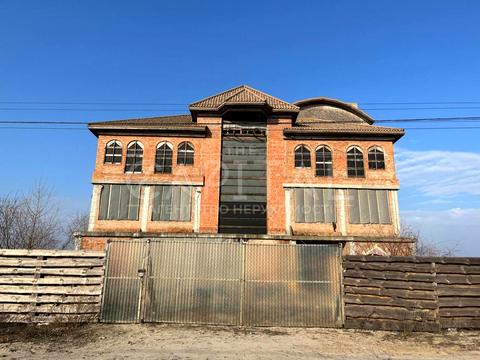 комерційна за адресою Київська, 4