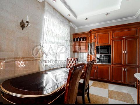 будинок за адресою Івана Богуна вул., 1А