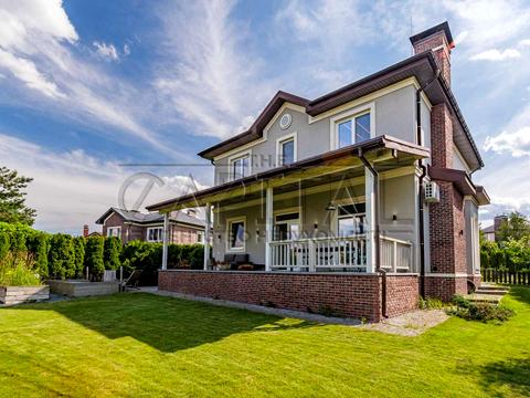 будинок за адресою Вишнева вул.